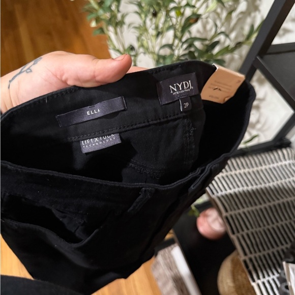 NYDJ Black High Waist Shorts Classic Chino Style size 2 petite - Picture 8 of 8